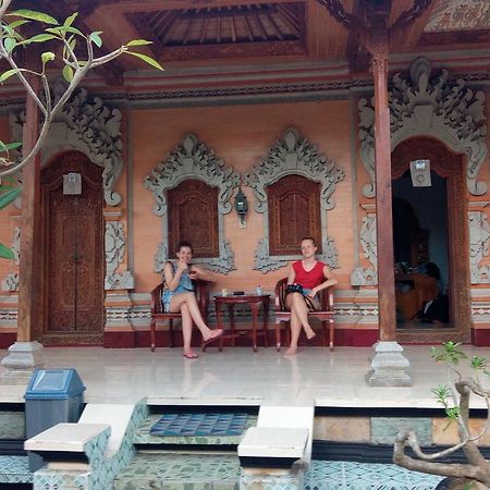 Ray Homestay Batununggul Zewnętrze zdjęcie