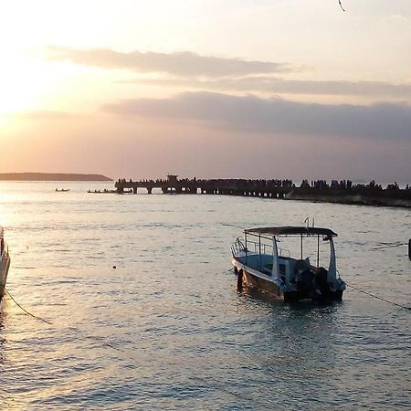 Ray Homestay Batununggul Zewnętrze zdjęcie